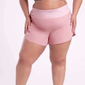 NWT Athleta Run With It Textured 3.5” Shorts